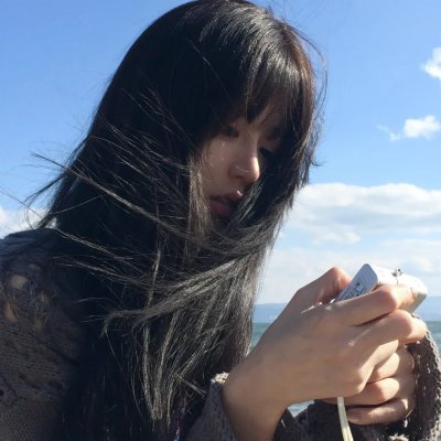 比基尼琼斯和爱的圣殿